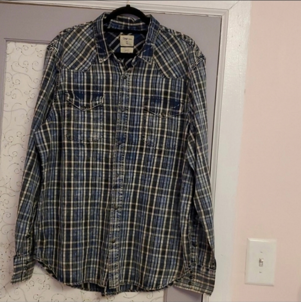 Gap men  long  sleevs shirt sz Xl